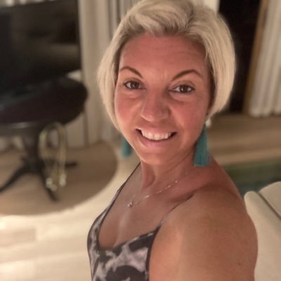 angel1hay's profile picture. I love football, F1 and NFL I am a arsenal supporter and I am a massive sun and sea baby 💕