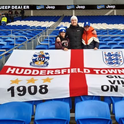 Veteran centre-half, telecommunications lynch pin. Huddersfield Town #htafc 💙🤍 England 🏴󠁧󠁢󠁥󠁮󠁧󠁿 #threelions 🦁🦁🦁 #followenglandaway