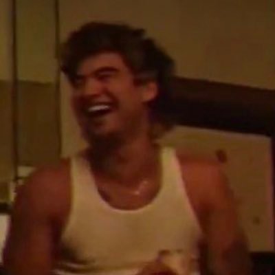 lov3rofcal's profile picture. she/her