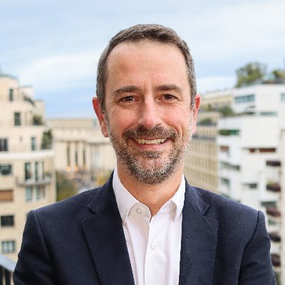 Directeur adjoint des rédactions @le_Parisien-Aujourd’hui en France (politique, éco). Un tweet perso n'est pas un article de presse.