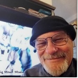 Retired to make art and sell art on the internet. Art sold worldwide by local artist. Art sales help old man have fun. THANKS #FB #ArtistsonTwitter