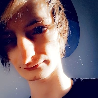 🇬🇧 UK Twitch streamer with the main focus on creating a place for people to come hang out and have a good time! . 420 Friendly