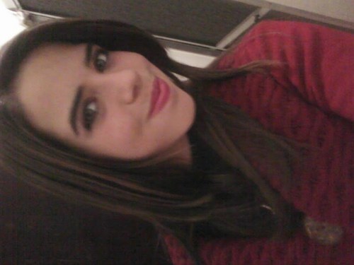 NayaraRezend's profile picture. 