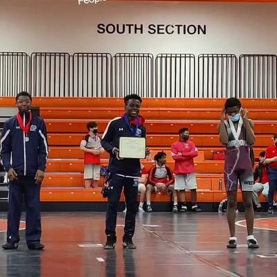 Dewane Taylor
130
5'7
my name is Dwayne Taylor I am from Belleville Illinois I go to Belleville East township High School and I am a sophomore varsity wrestler.