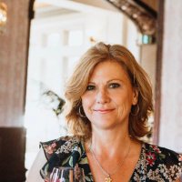 Zuzana Capeau (@zuzcapeau) 's Twitter Profile