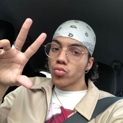 i didn’t but go off. can u like .... go stan someone else ? ur boring