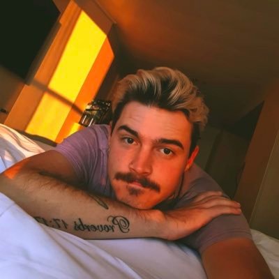 Smacksondog's profile picture. I JUST SAW A SEA TURTLE!!