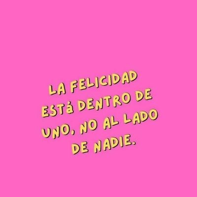 No te preocupes por mi, tengo el arte de destrozarme sin dejar de sonreir🥀.

#frasesdeldía