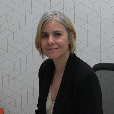 Finanzas, IA y aprendiz de todo. Estratega de negocio para un mundo hiperconectado. Emprendedora y periodista