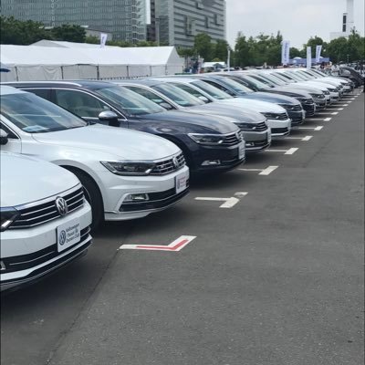 音楽が大好きです。中島みゆきYumingなど昭和歌謡が大好きです。passat variantB8 volkswagen 外車好きです。 FMえすかれぇしょん→某クレジットカード会社→インターネット証券会社→財務省勤務→専業個人投資家してます。毎日月曜日