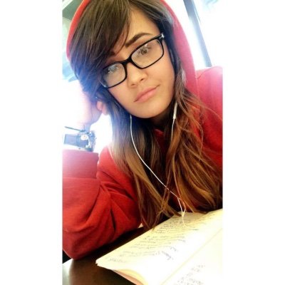 AshleyMorell10's profile picture. Gold dust and Gold bars