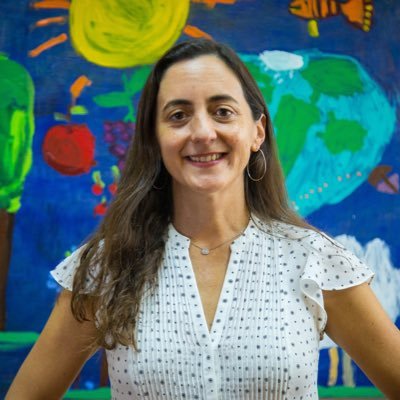 Mamá, agrónoma y socióloga. Ex ministra de Agricultura.