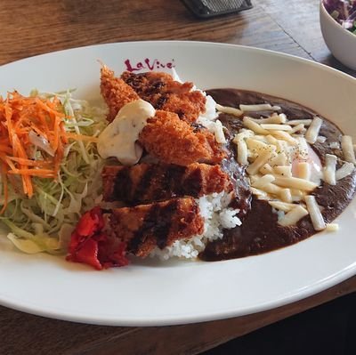 hisaban's profile picture. 