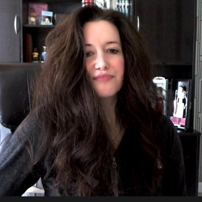 Carol Roth Profile