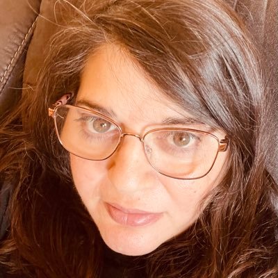 sweetie_996's profile picture. Support 🇺🇦, Fur mom 🐾🥰,💜💛LSU, No DM