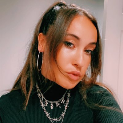 MiiikeRotch15's profile picture. the names amo ♒️♑️♋️