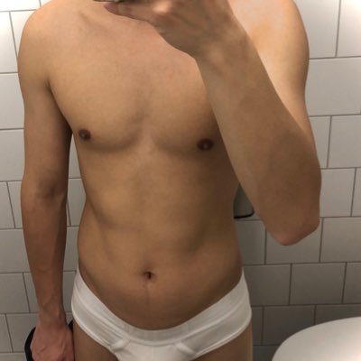 Gay guy in Stockholm, DM for more