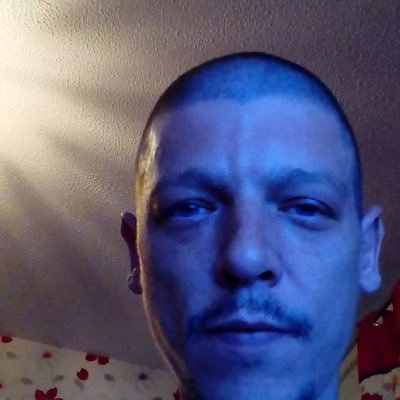 azamania86's profile picture. 