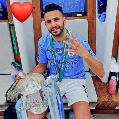 ZainabS26472940's profile picture. 