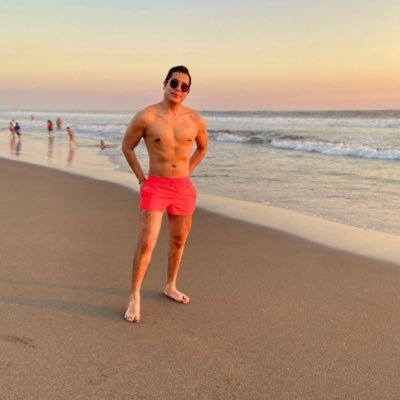 Art_Gutu's profile picture. 29. Coordinador de Cartera. Life is about a dream and that's exactly how I live my life.