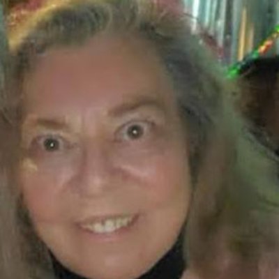 patriot , elderly lady Dawn Swettman is my name, Dotti is my kitty, Cancer warrior ..gofund.me/64670e2e & https://t.co/EGBkc9sJ4b