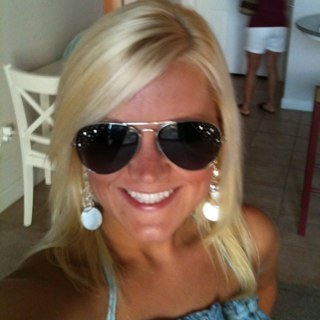 Accountant, Artist, Health Enthusiast, iPhone Addict, and Girlie Girl