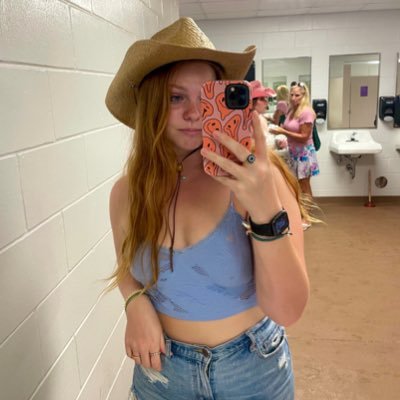 jjjenellebayor's profile picture. ucf ⚔️