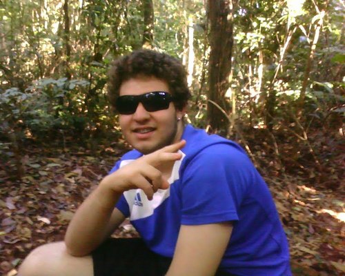 eu me chamo chris rock, meu pai tem dois empregos, sou o carinha que mora logo ali, sacomé né?
todos dizem que me odeia , mas no fundo sei que me amam