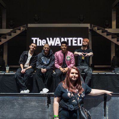 Just a girl with many dreams ♡ Met TW 13/11/21 & 11/03/22 ♡ The Wanted, Lawson, All Time Low, 5SOS, MGK ♡ TW Max+Jay+Band ♡ Tom Parker forever missed 🦋👼🏻