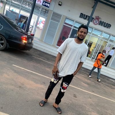 UncleUyiCollect's profile picture. SalesOfQualityFabricMakingOfMalesWears #Onaghamauyi #Uncleuyicollection# 
#ToSatisfyYouWithTheBestClothesForYourOccasion #Edostate
https://t.co/3g7lfReCE9