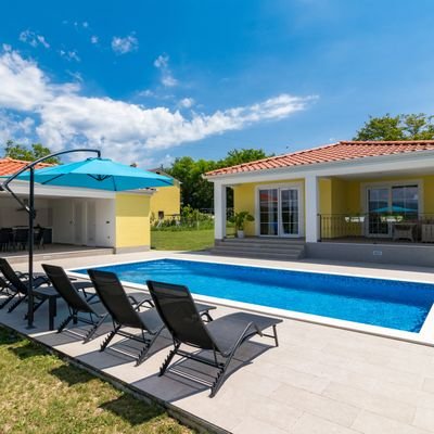 Villa Mario is a wonderful and ideal choice for an unforgettable holiday 😎🧘
Directly above the heated pool filled with salt water 🏊