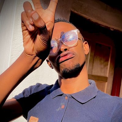 .|| Waving The Flag 🏳️🌈|| PISCES IG: @Noloxrsa Co-founder of KM CASTERS4U (Local Food Joint) Entrepreneur.