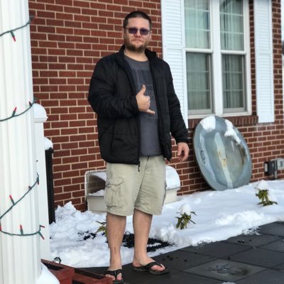 Tresdeliqn's profile picture. amateur investor delving into stocks and options