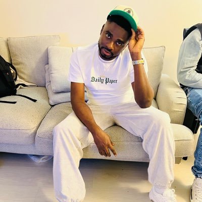 Music Head ▶️ Talent wins games, but teamwork and intelligence wins championships. Founder @scoopuniversal