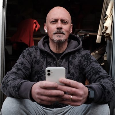 mac971's profile picture. alla ricerca dell'equilibrio e della serenità. Sempre in positivo. Forse. @BOMMcameras