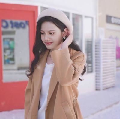 Sharmila7511's profile picture. 