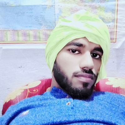 चांद के बस्ती के पीछे का अंधेरा हूं...
student of Allahabad University