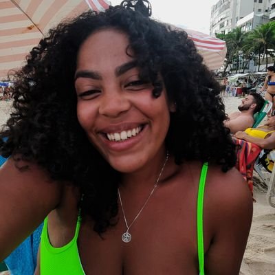 Thayna_Franchin's profile picture. 24 
+5511 
EU SUMO MAIS UMA HORA EU APAREÇO DNV 👸🏾