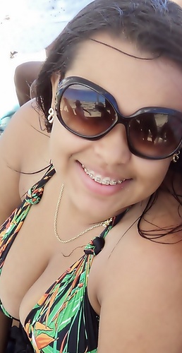 SilmaraStos's profile picture. É necessário abrir os olhos e perceber que as coisas boas estão dentro de nós, onde os sentimentos não precisam de motivos nem os desejos de razão