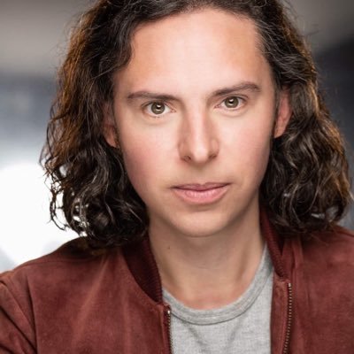 Welsh | Actor | MA Musical Theatre Graduate @RWCMD | Represented by @alexbakeragent