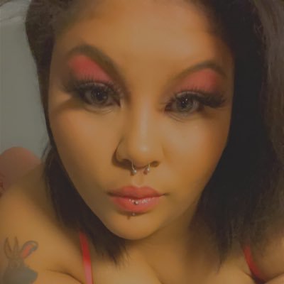 Kandiikiss94's profile picture. https://t.co/6FXDCm81QY