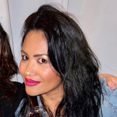 RialenaB's profile picture. Die gedanken sind frei