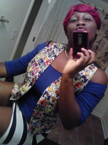 modelmodel18's profile picture. If it dont make dollar dont make sense