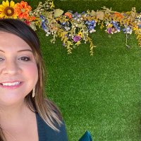 Rosey Herrada (@rose_stems) 's Twitter Profile Photo Rosey Herrada (@rose_stems) 's Twitter Profile Photo