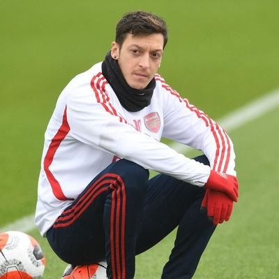 DrOzil_'s profile picture. •Eterna viuda de Özil•CR7 🐐•Hala Madrid•