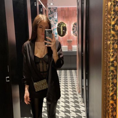 JasmineYilmaz's profile picture. 