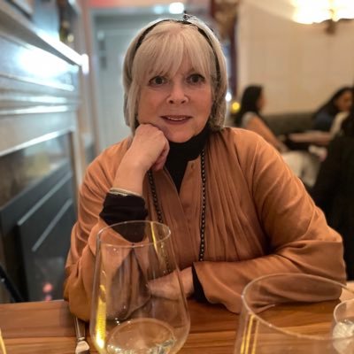 mom, gram, wife, friend RN, MPH Mailman School,blue🌊, DMs blocked!! not kidding “ some days are diamonds,☮️some days are rocks”no lists😷Democrat always🎼🖼