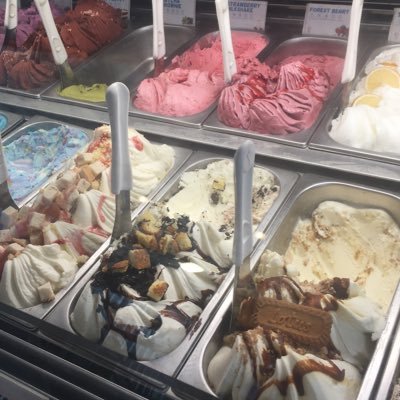 Nugrahita_Kiki's profile picture. Forever on Vacation 🌞🏖🏝