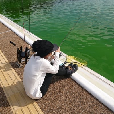 エリアトラウトやってます🎣　仕事、釣り、筋トレで日々充実😊♡