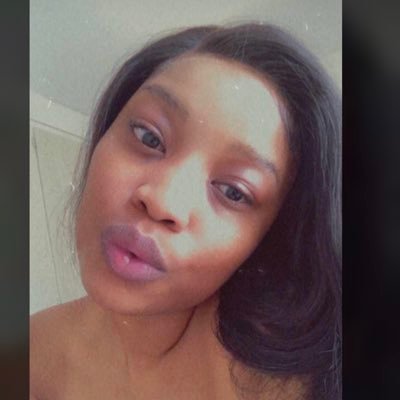 dee_hlagi's profile picture. Law Student👩‍⚖ |Degreed|Rileys Mommy❤️|🕯soft life aspirer 💫